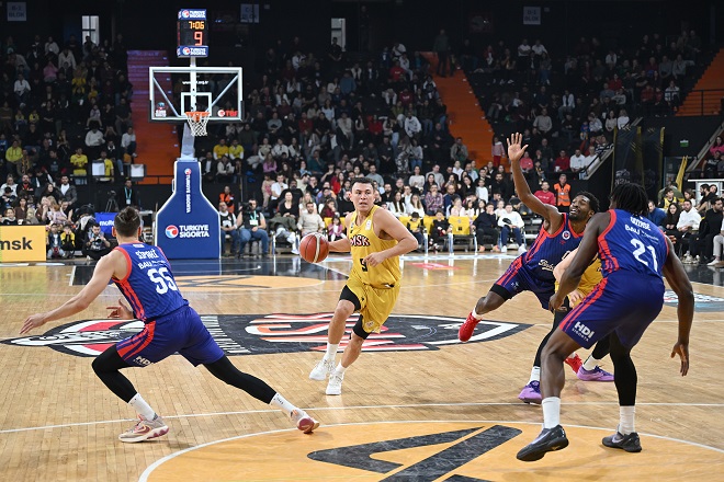 Türkiye Sigorta Basketbol Süper Ligi’nde mücadele eden Mersin Spor Kulübü