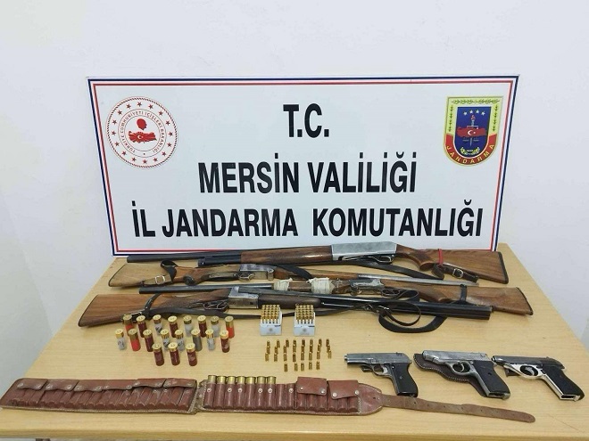 Mersin İl Jandarma Komutanlığı ekipleri silah kaçakçılığı yapan şahıslara yönelik