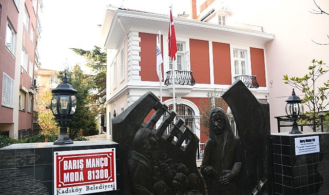 7’den 70’e herkesin sevgisini kazanan, Türkiye'nin efsane sanatçılarından Barış Manço,