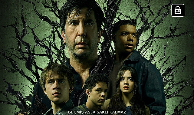 Anthony’nin (David Schwimmer) ikiz çocukları Devin ve Cece, yaz tatilini babalarının evinde