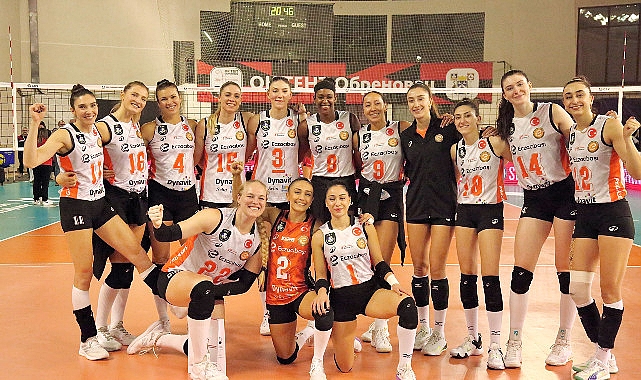 2025 CEV Şampiyonlar Ligi B Grubu’nda mücadele eden Eczacıbaşı Dynavit,