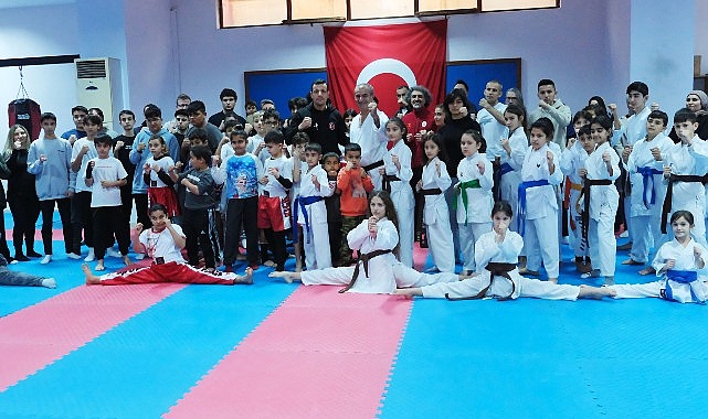 Kemer Belediyesi Karate Antrenörü Emin Akar ile Kemer Belediyesi Kick