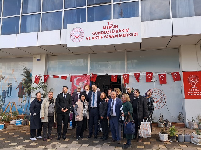 Mersin’in Mezitli ilçesi Kaymakamı Turgay Gülenç, Aile ve Sosyal Hizmetler