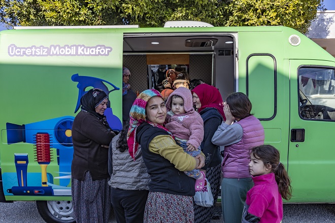 Mezitli Belediyesi, sosyal belediyecilik anlayışıyla vatandaşların yaşamını kolaylaştırmaya devam ediyor.