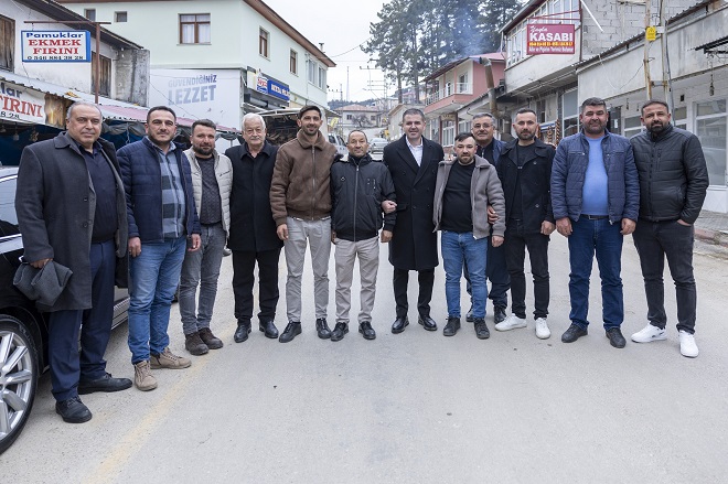 Mezitli Belediye Başkanı Ahmet Serkan Tuncer, eşit hizmet anlayışıyla çalışmalarını