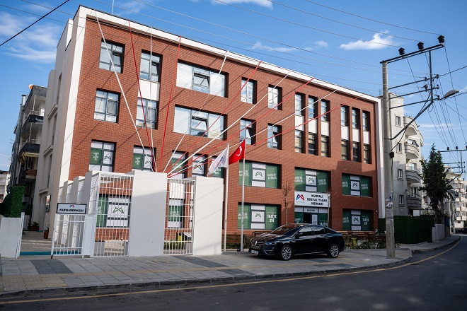 İnsan odaklı hizmet anlayışı ile sadece bugün için değil, daha