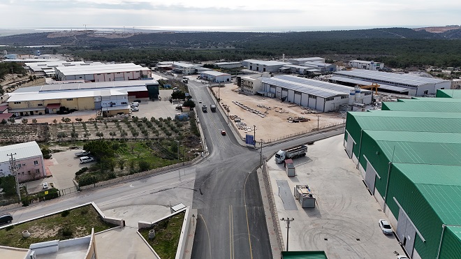 Kent genelinde ulaşım altyapısını güçlendirmek için yol ağlarını ilmek ilmek
