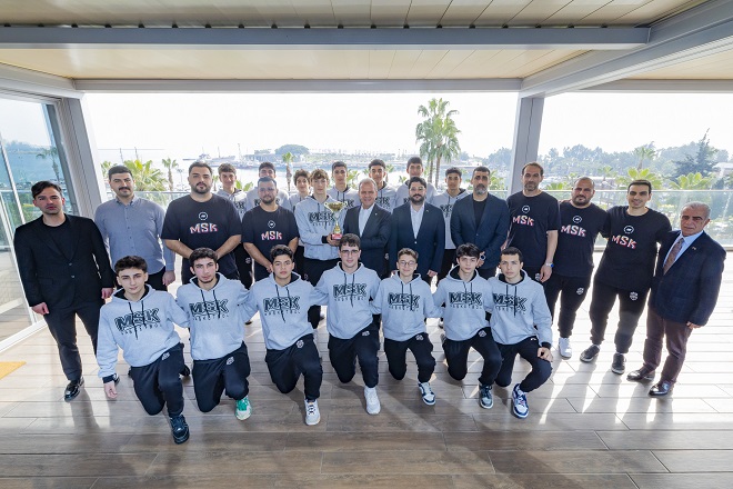 U16 final maçında Tarsus Amerikan Koleji’ni mağlup ederek il şampiyonu