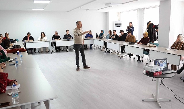 Antalya Büyükşehir Belediyesi, şehrin geleceği olan gençlerin daha donanımlı ve