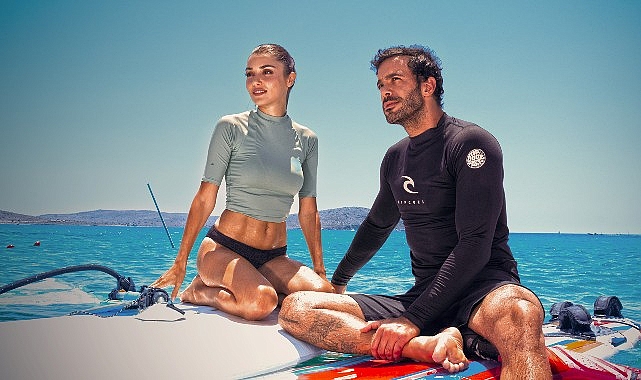 Netflix, başrollerinde Barış Arduç ve Hande Erçel’in yer aldığı; izleyicileri romantik ve keyifli