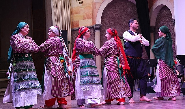 Nevşehir Belediyesi’nin ev sahipliğinde Hacıbektaş Abdallar ve Müzisyenler Kültür Dayanışma