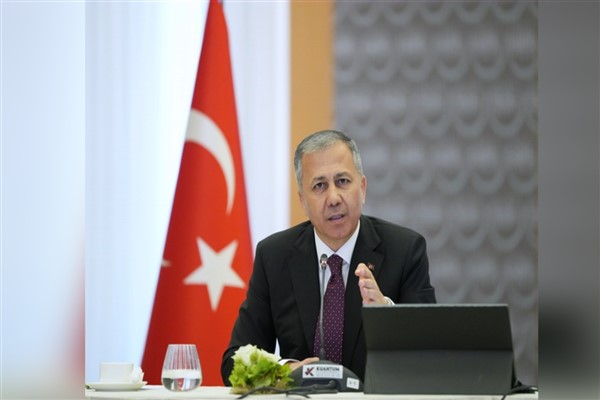 İçişleri Bakanı Ali Yerlikaya, bayram tatilinin ilk 2 gününde (Cumartesi
