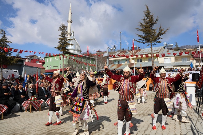 Arslanköy’ün Düşman İşgalinden Kurtuluşunun 105.yılı coşkulu törenlerle kutlandı. Toroslar Belediye