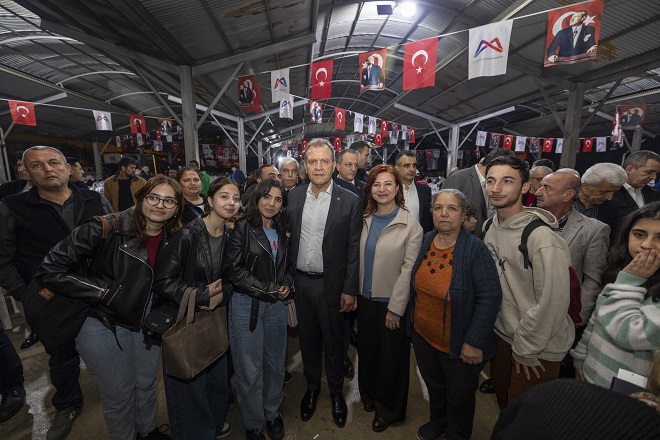 Mersin Büyükşehir Belediye Başkanı Vahap Seçer ve Meral Seçer, Toroslar