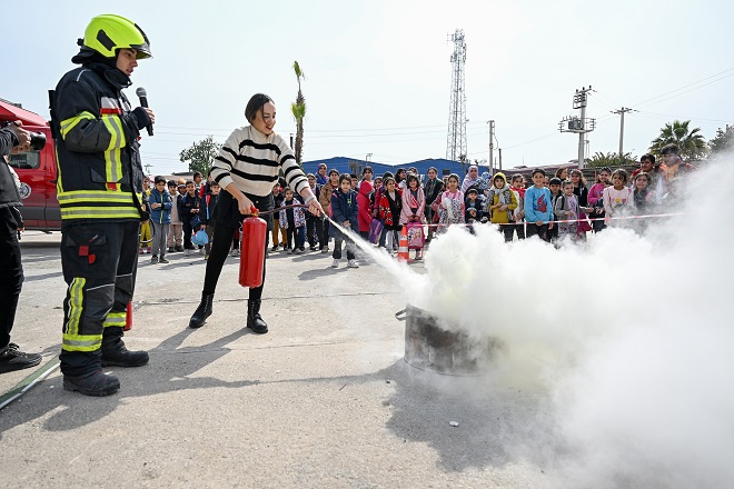 Mersin Büyükşehir Belediyesi, İtfaiye Dairesi Başkanlığı koordinesinde ‘28 Şubat Sivil