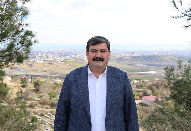 Toroslar Belediye Başkanı Abdurrahman Yıldız, Ramazan Bayramı dolayısıyla bir mesaj