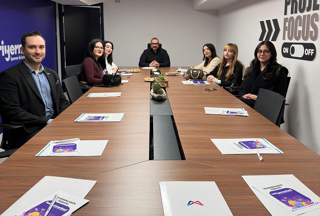 Mersin Büyükşehir Belediyesi Kariyer Merkezi, gençlerin kariyer yolculuğunda yanlarında olmaya