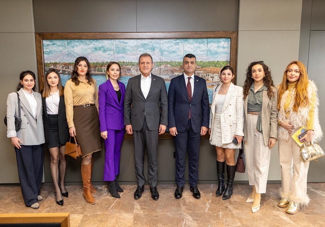 Mersin Barosu Başkanı Av. Gazi Özdemir, Yönetim Kurulu Üyesi Av.