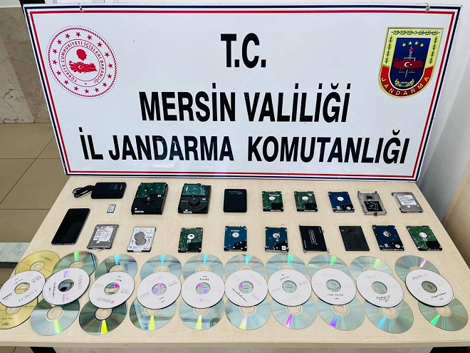 Mersin’de küçük yaştakilere ait görüntüleri bulunduran şahıs tutuklandı