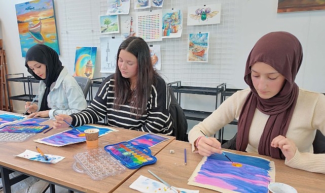 Büyükşehir, Dünya Ressamlar Günü’nde anlamlı bir etkinlik düzenledi.