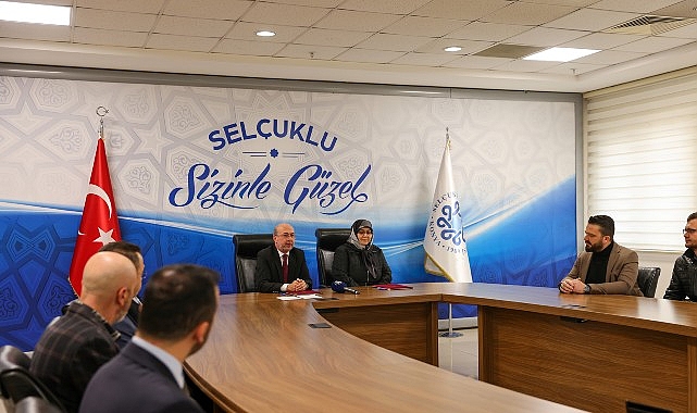 Hediye-Mustafa Ünal Çocuk Mektebi için imzalar atıldı   