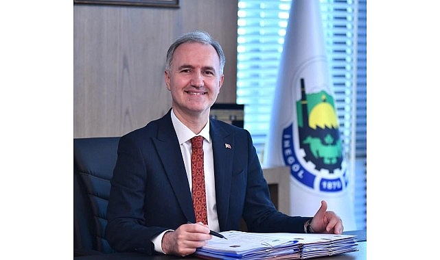 İnegöl Belediyesi’nden Yaşlılara Bayram Sürprizi      