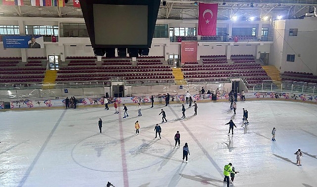 İzmir Büyükşehir Belediyesi tarafından 8 Mart Dünya Emekçi Kadınlar Günü