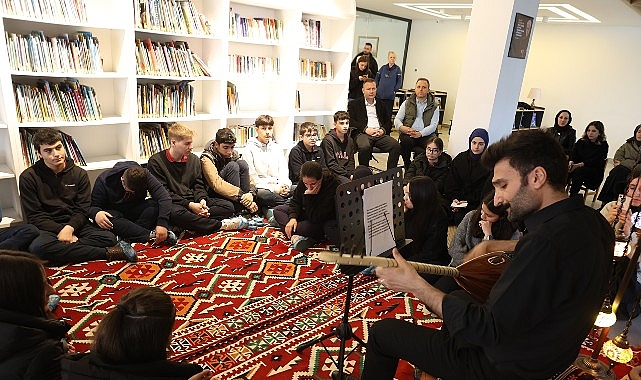 Kartepe’de Aşık Veysel Unutulmadı    Türk halk edebiyatının