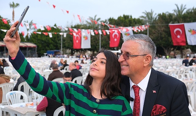 Kemer iftarda buluştu         