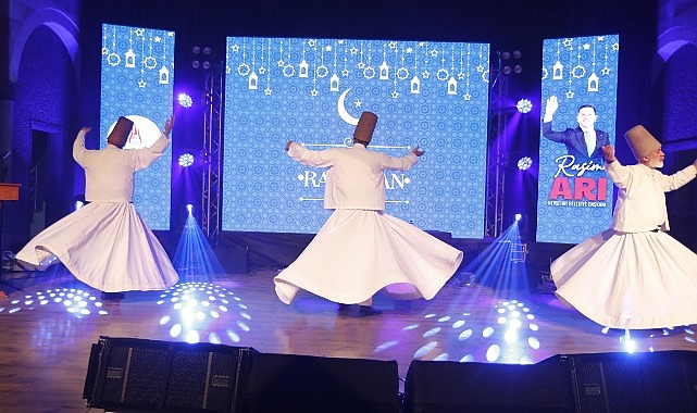 Kuran-ı Kerim Tilaveti, dini sohbetler, semazen gösterileri, gönül sohbetlerinin yanı