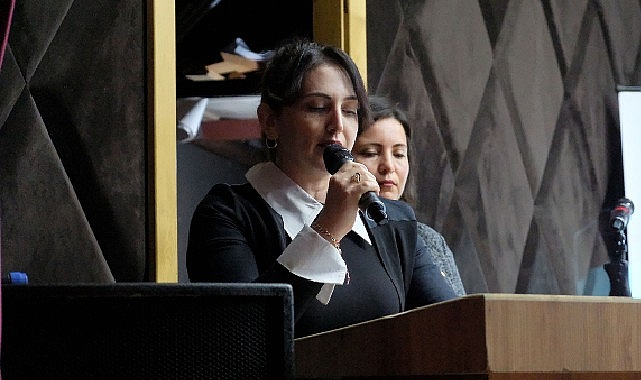 Öğrencilerimizden duygu yüklü anma programı      