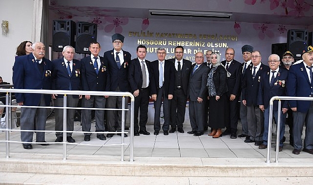 Osmangazi Belediyesi'nden şehit ve gazi ailelerine iftar   