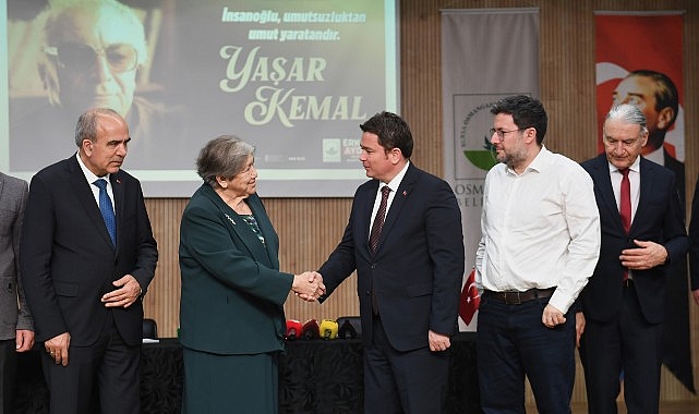 Osmangazi Belediyesi 2025 yılını, ‘Yılın Aydını’ olarak belirlediği Yaşar Kemal’e