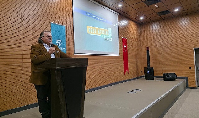 Darıca Millet Kütüphanesi’nde Ramazan ayı boyunca gerçekleşen kitap tahlili etkinliğinin