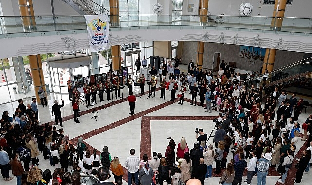 21 Nevit Kodallı Çoksesli Korolar Festivali’nde 7 şehirden 1800 korist