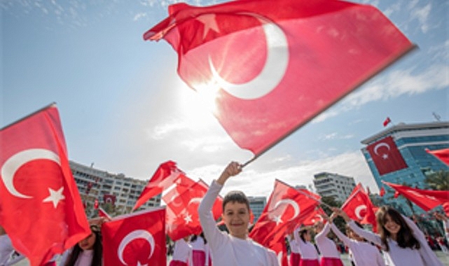 İzmir Büyükşehir Belediyesi, 23 Nisan Ulusal Egemenlik ve Çocuk Bayramı’nı