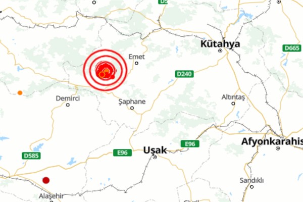 Kütahya’da 4.6 büyüklüğünde deprem meydana geldi. Boğaziçi Üniversitesi Kandilli Rasathanesi