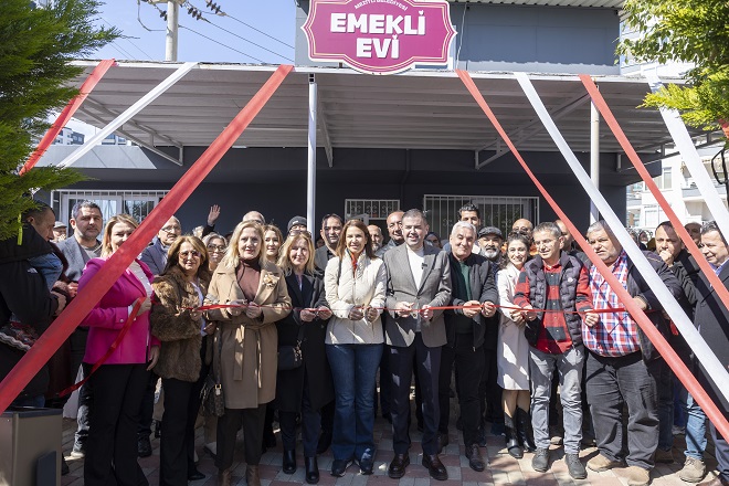 Mezitli Belediyesi’nin sosyal projeleri arasında öne çıkan Emekli Evleri, kentin