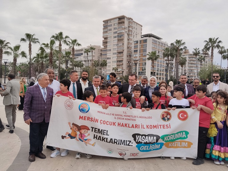 Çocuk Hakları Komitesi, 8 Nisan Dünya Romenler Günü Etkinliğine Katıldı…