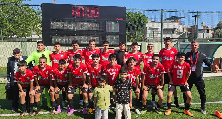 Adana’da oynanan karşılaşmada Kayseri Şekerspor’u 2-1 mağlup eden Kuvayi Milliyespor