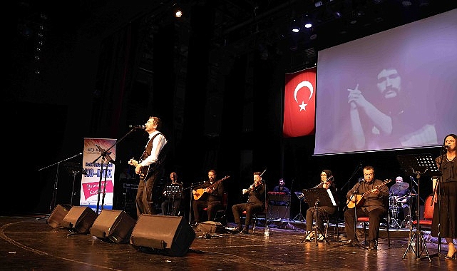 Büyükşehir Belediyesi, Türk müziğinin efsane ismi Barış Manço’yu vefatının 26.