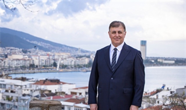 İzmir Büyükşehir Belediye Başkanı Dr.