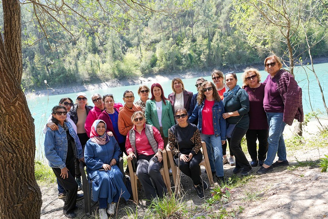 Tarsus Belediyesi’nin kadınlara yönelik yürüttüğü “Doğada Sağlık Var” projesi devam