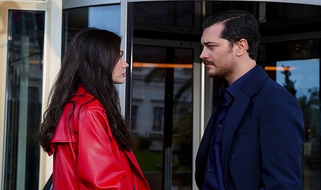 Prime Video, ekranlarda büyük beğeni toplayan Eşref Rüya dizisini izleyicileriyle buluşturdu.