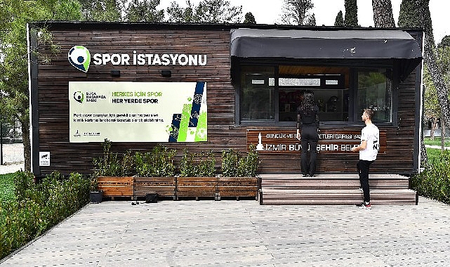 İzmir Büyükşehir Belediye Başkanı Dr.