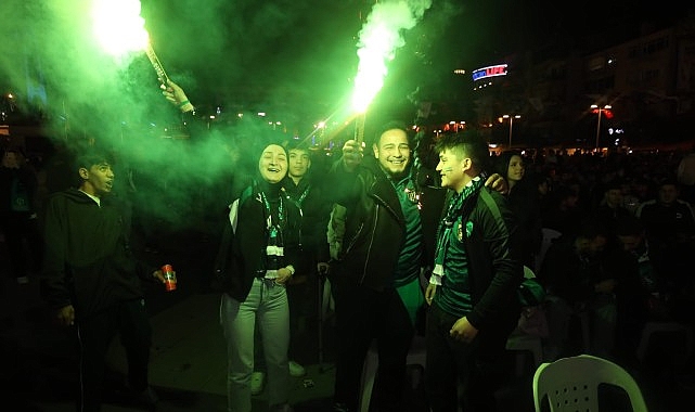 Büyükşehir Belediyesi, Süper Lig yolunda Kocaelispor’a tam destek veriyor.