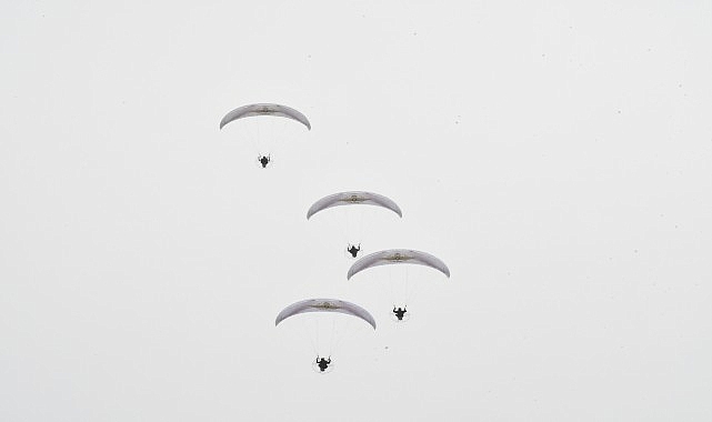 Katar Paramotor Milli Takımı İznik Belediye Başkanı Kağan Mehmet Usta’ya