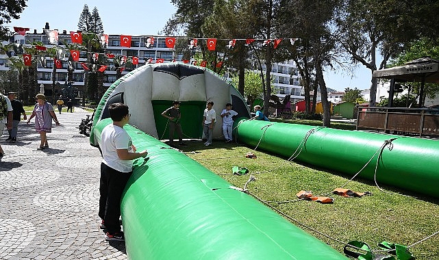 Kemer Belediyesi, 23 Nisan Ulusal Egemenlik ve Çocuk Bayramı etkinlikleri