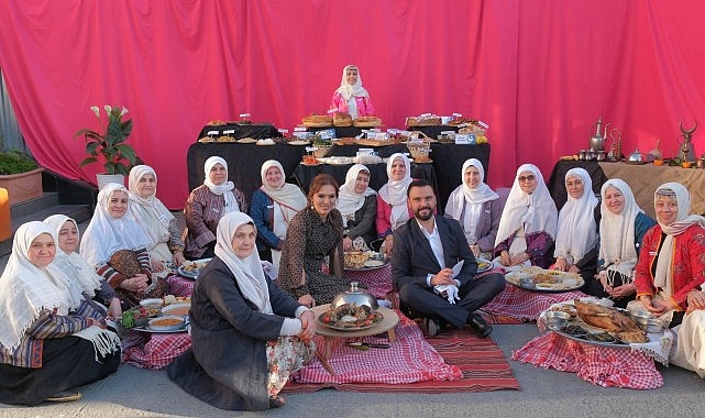 TRT 1’de yayınlanan “Alişan ile Hayata Gülümse” programının bayram özel