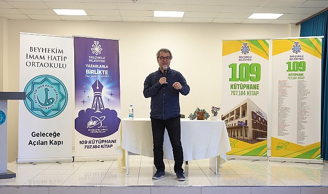 109 kütüphanesi ile Türkiye’de en çok kütüphaneye sahip belediye unvanını